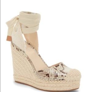 Vince Camuto wedges